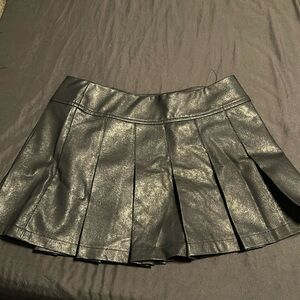 Short leather mini skirt